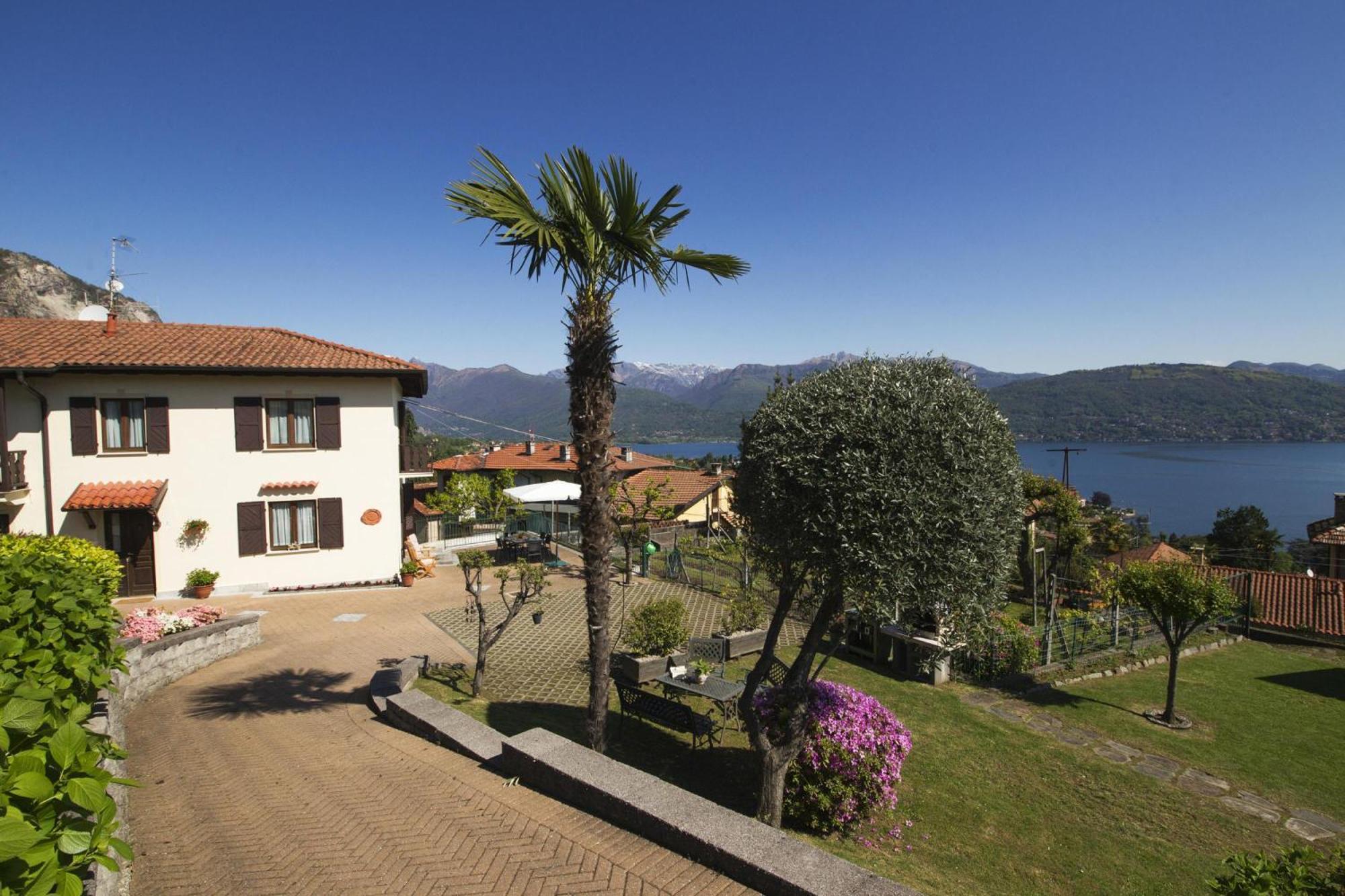 The Cottage On The Lake - Happy Rentals Baveno Exteriér fotografie